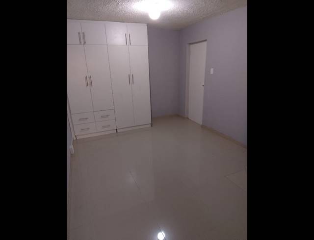 4 BEDROOM PROPERTY TO RENT IN OVERPORT